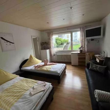 Zimmer In Koeln Exterior photo
