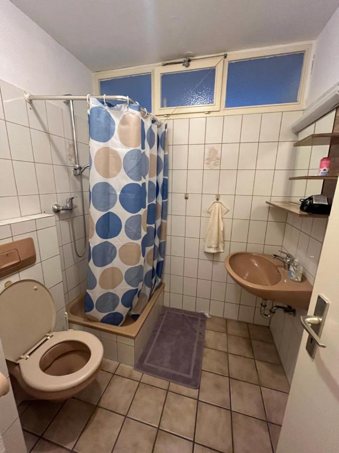 Zimmer In Koeln Exterior photo